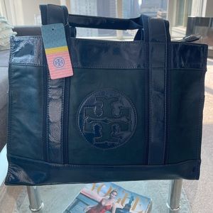 NWT large navy leather Tory Burch TOTE